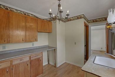 Welcome to the heart of the Hocking Hills--where privacy, views - photo 23
