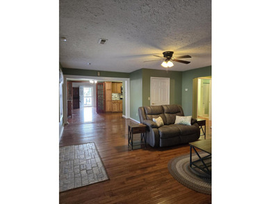 SELLER SAYS SELL DUE TO ONGOING MEDICAL ISSUES MOVE-IN READY + - photo 23