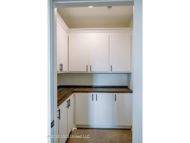 Beautiful Like-New Home on Quiet Cul-de-Sac Located within the - photo 26