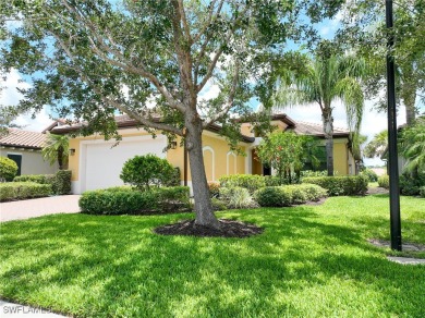 Lake Home For Sale in Fort Myers, Florida