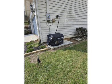SELLER SAYS SELL DUE TO ONGOING MEDICAL ISSUES MOVE-IN READY + - photo 34