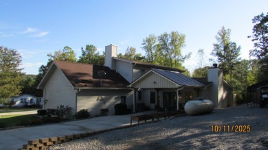 SELLER SAYS SELL DUE TO ONGOING MEDICAL ISSUES MOVE-IN READY + - photo 37