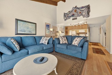 Unique opportunity-- Fully Furnished Corner Condo with - photo 11