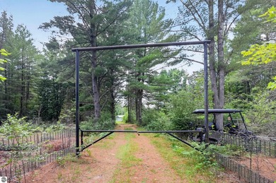 Discover your outdoor Paradise! Welcome to 3198 National City Rd - photo 3