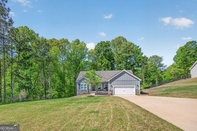 Situated on a sprawling 3.08-acre lot within the Jasper County - photo 17