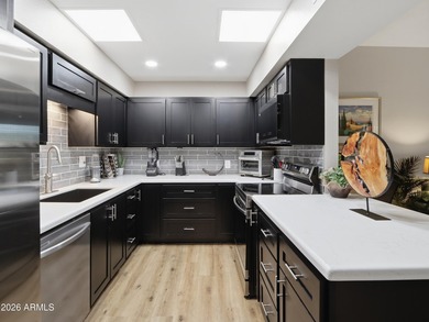 Completely remodeled and move-in ready, this beautiful 1-bedroom - photo 7
