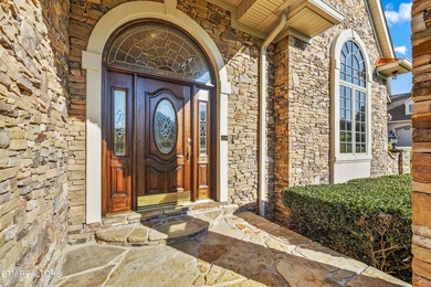 Magnificent upscale custom built estate with stack stone and - photo 6
