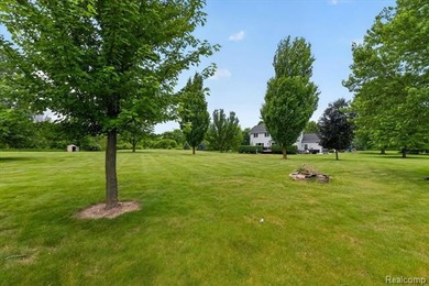 Spacious Fenton home with Hartland Schools set on 2.83 rolling - photo 36