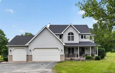 Spacious Fenton home with Hartland Schools set on 2.83 rolling - photo 43