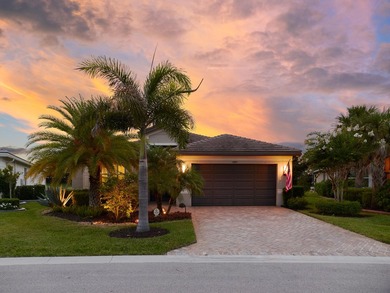 This beautifully appointed Atlantica model in Valencia Cay - photo 1