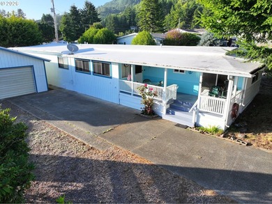 Coastal living at an unbeatable value! This charming 2-bedroom - photo 5