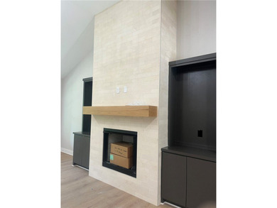 Luxury modern single-level living just steps from Flo Ride Bike - photo 10