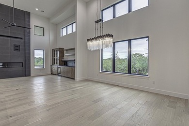 LOCK AND LEAVE CUSTOM HOME IN THE VILLA SECTION OF TUSCAN - photo 16