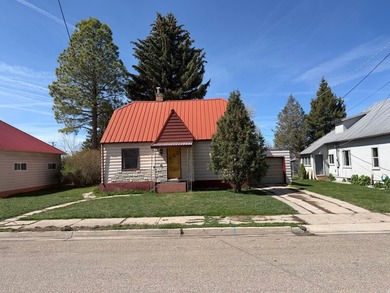 BIG PRICE DROP!! Immaculately renovated home in Montpelier! 4 - photo 1