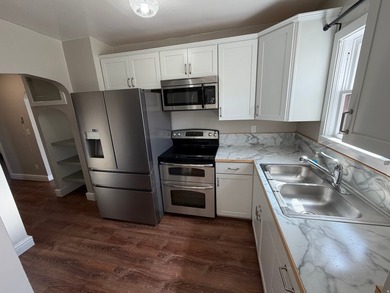 BIG PRICE DROP!! Immaculately renovated home in Montpelier! 4 - photo 5