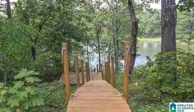 **Charming Colonial Waterfront Retreat on Logan Martin Lake** - photo 4