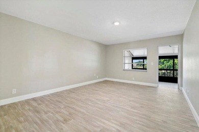 Welcome to this beautifully fully new renovated 2-bedroom - photo 15