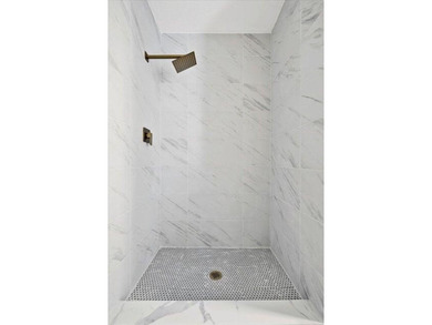 Welcome to this beautifully fully new renovated 2-bedroom - photo 25