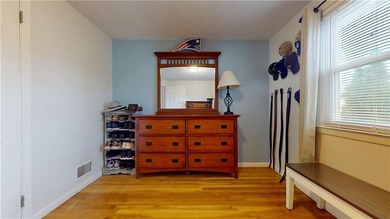 Welcome to 27 Amherst Road, a beautifully maintained ranch - photo 25