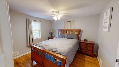 Welcome to 27 Amherst Road, a beautifully maintained ranch - photo 33