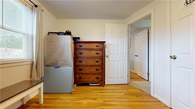 Welcome to 27 Amherst Road, a beautifully maintained ranch - photo 36