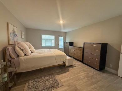 Welcome to this beautifully fully new renovated 2-bedroom - photo 44