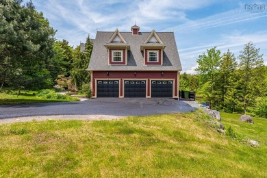 A unique experience awaits in this private estate-like oasis - photo 45