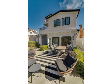 Positioned perfectly, In the coveted Flower Streets of Corona - photo 6