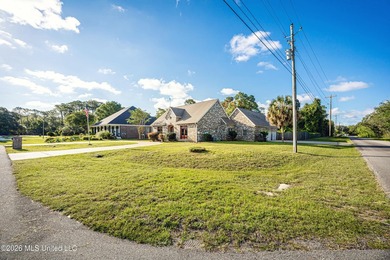 Welcome to 5601 Woody End in Ocean Springs - a beautifully - photo 7