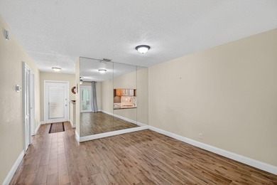 Discover easy Florida living in this beautifully updated 2BR/2BA - photo 12