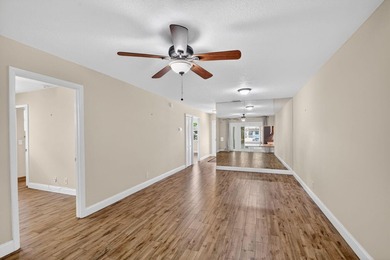 Discover easy Florida living in this beautifully updated 2BR/2BA - photo 13