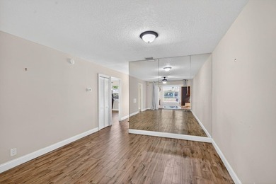 Discover easy Florida living in this beautifully updated 2BR/2BA - photo 14