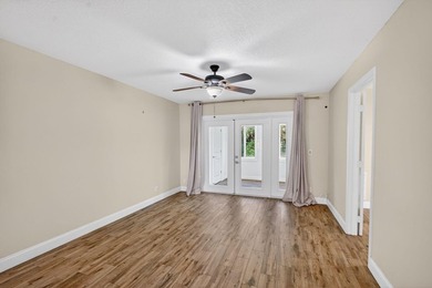 Discover easy Florida living in this beautifully updated 2BR/2BA - photo 16