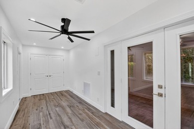 Discover easy Florida living in this beautifully updated 2BR/2BA - photo 19