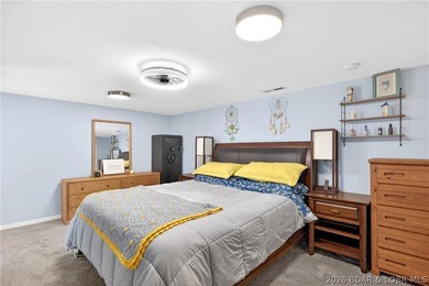 Welcome to your private retreat in the heart of Camdenton, where - photo 27