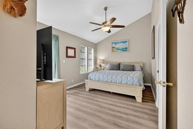 NEW PRICE! Nestled inside Rockport Country Club, this property - photo 32