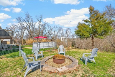 Welcome to your private retreat in the heart of Camdenton, where - photo 33