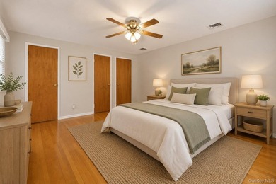 Welcome to this beautifully maintained Colonial, offering the - photo 34