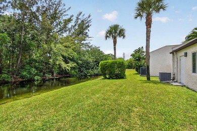 Discover easy Florida living in this beautifully updated 2BR/2BA - photo 40