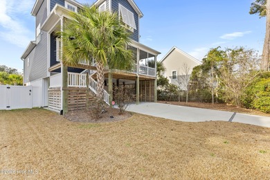 COASTAL CHARM and WATERWAY VIEWS!! This fully furnished beach