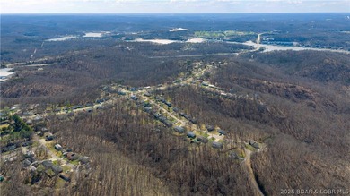 Welcome to your private retreat in the heart of Camdenton, where - photo 44