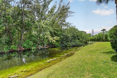 Discover easy Florida living in this beautifully updated 2BR/2BA - photo 44