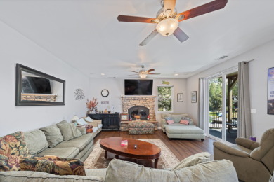Luxury Lakefront Home in Whitney Cove - photo 6