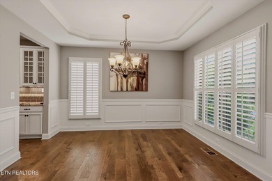Elegant Family Home in Prestigious Farragut School zone - - photo 8
