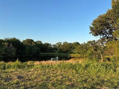There are properties that offer land, and then there are - photo 46