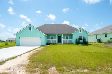 Lake Home Sale Pending in Rockport, Texas