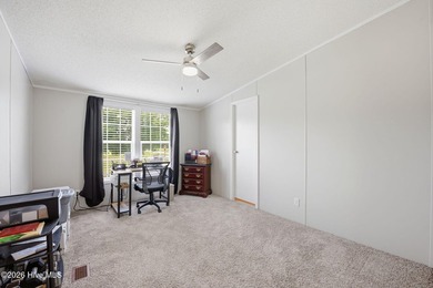 Welcome home to this beautifully renovated 3-bedroom, 2-bath - photo 22