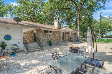 Lake Home For Sale in Tool, Texas