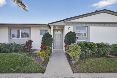 Welcome home to this inviting residence featuring tile floors & - photo 3