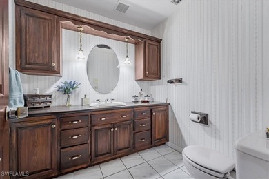 This is a potential Short Sale - AS-IS. This expansive 5-Bedroom - photo 15